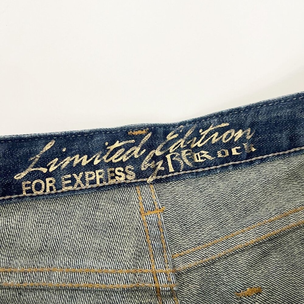 Vintage Express Rerock Low Rise Cut Off Distressed Shorts - Size 4 - Picture 5 of 8